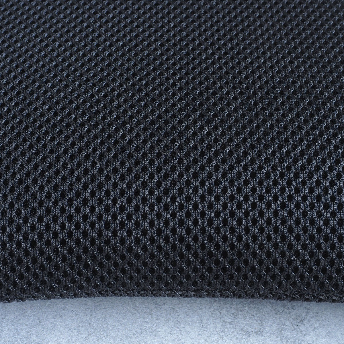 VAUCLUSE / Mesh Sleeve